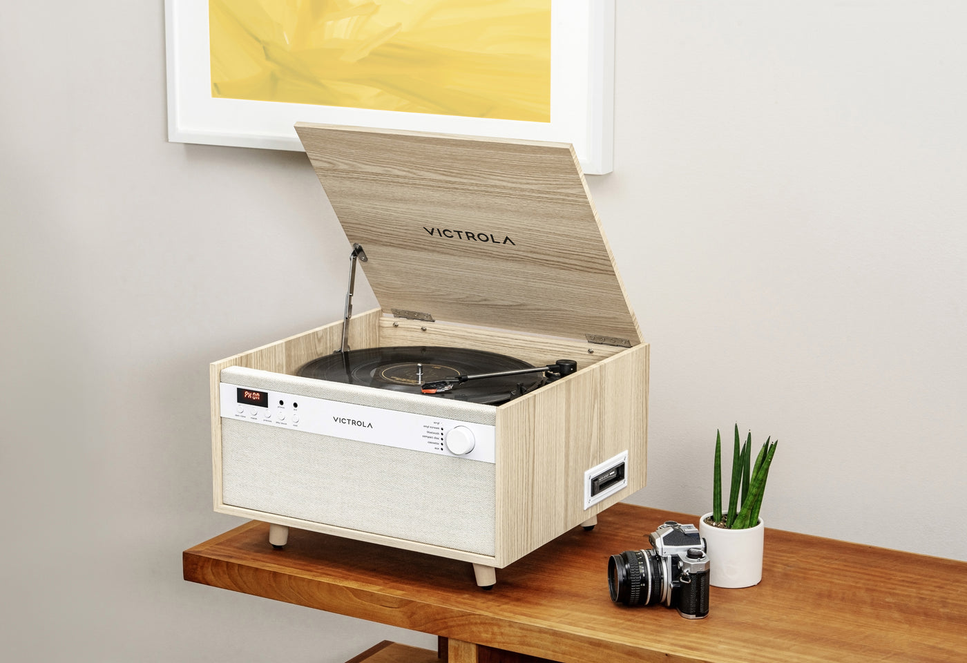 Victrola  VTA-820SB Century, music center platenspeler, CD/cassette/BT - natural