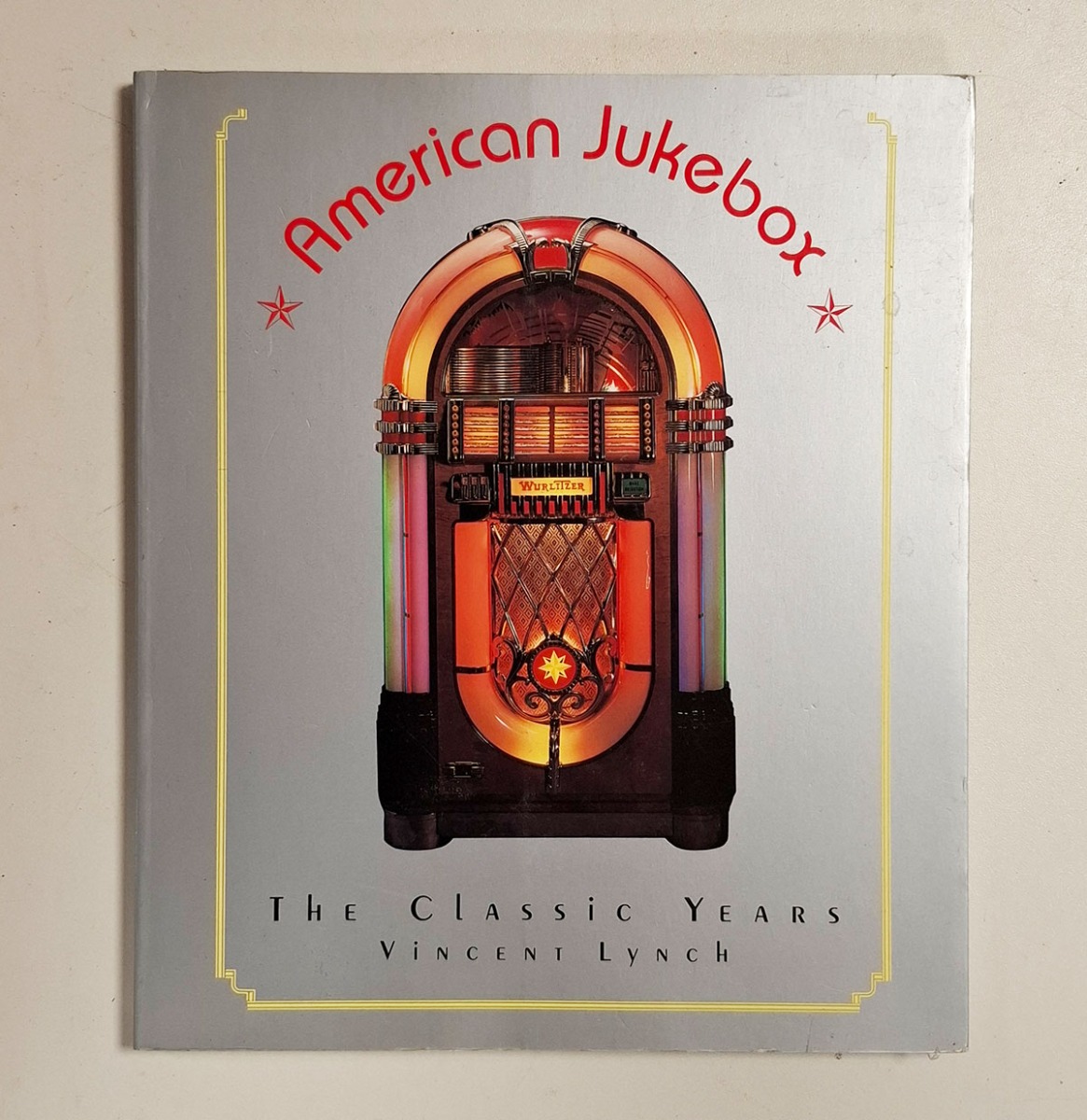 Fiftiesstore American Jukebox - The Classic Years Softcover Boek