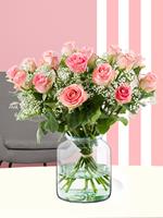 Surprose 15 roze rozen met gipskruid | Rozen online bestellen & versturen | .nl
