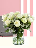 Surprose 15 witte rozen met gipskruid | Rozen online bestellen & versturen | .nl