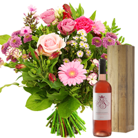 Boeketcadeau Boeket roze bloemen + fles Spaanse rosé wijn