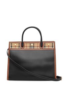 Burberry Title kleine tas - Zwart