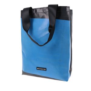 Shopper tas van gerecycled vrachtwagenzeil - Barcelona blauw/zwart