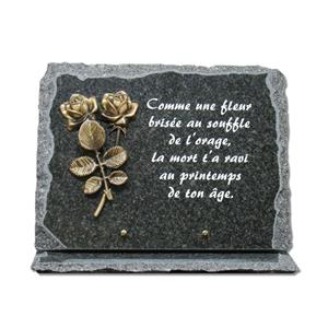 Gedenkartikelen Gedenksteen 30x40cm met gebeitelde omranding en rozen