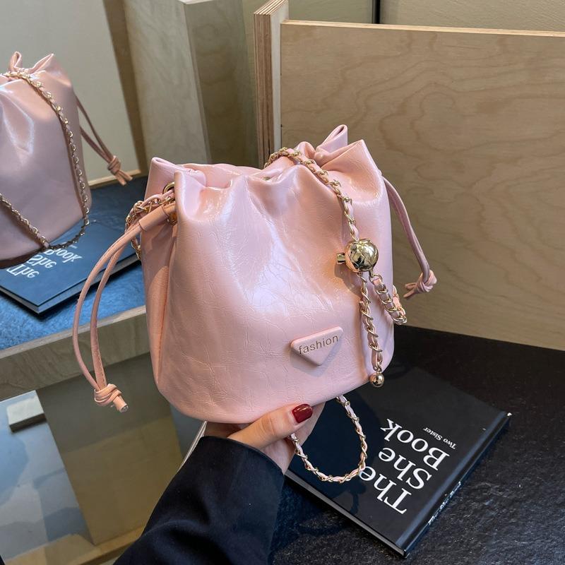 JINBAOSEN BAG Korean Niche Bag for Women In 2024, New Trendy and Versatile Chain Crossbody Bag, Textured Single Shoulder Underarm Bucket Bag
