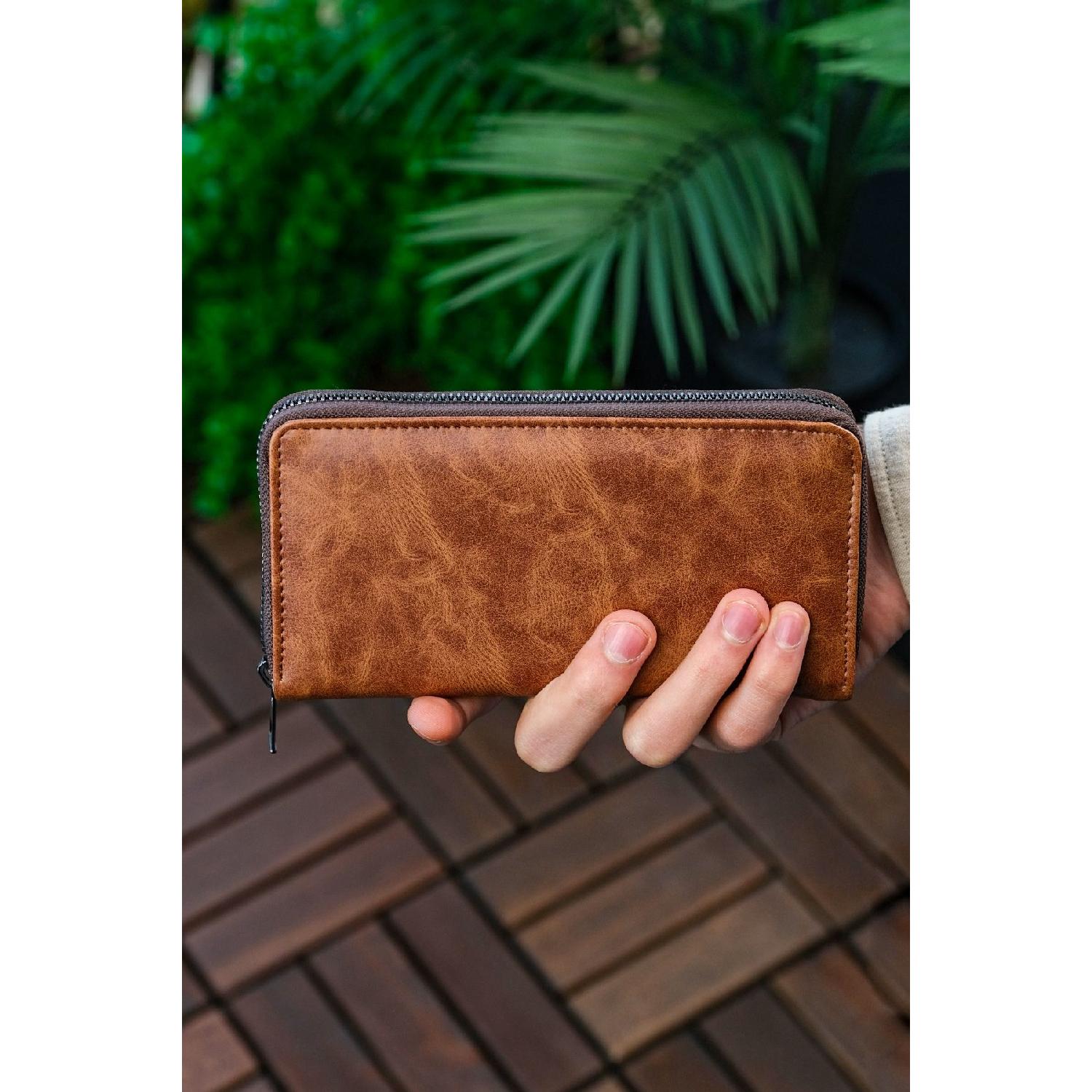 Santra Sports Wear Unisex Leather Portfolio Card Holder Long Wallet With Phone Compartment Crazy Brown