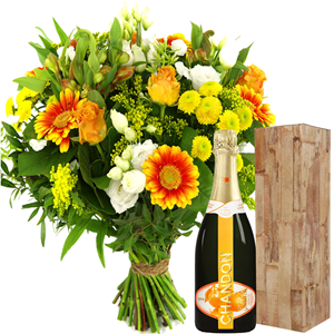 Boeketcadeau Boeket geel - oranje - wit + Bubbels Chandon Garden Spritz