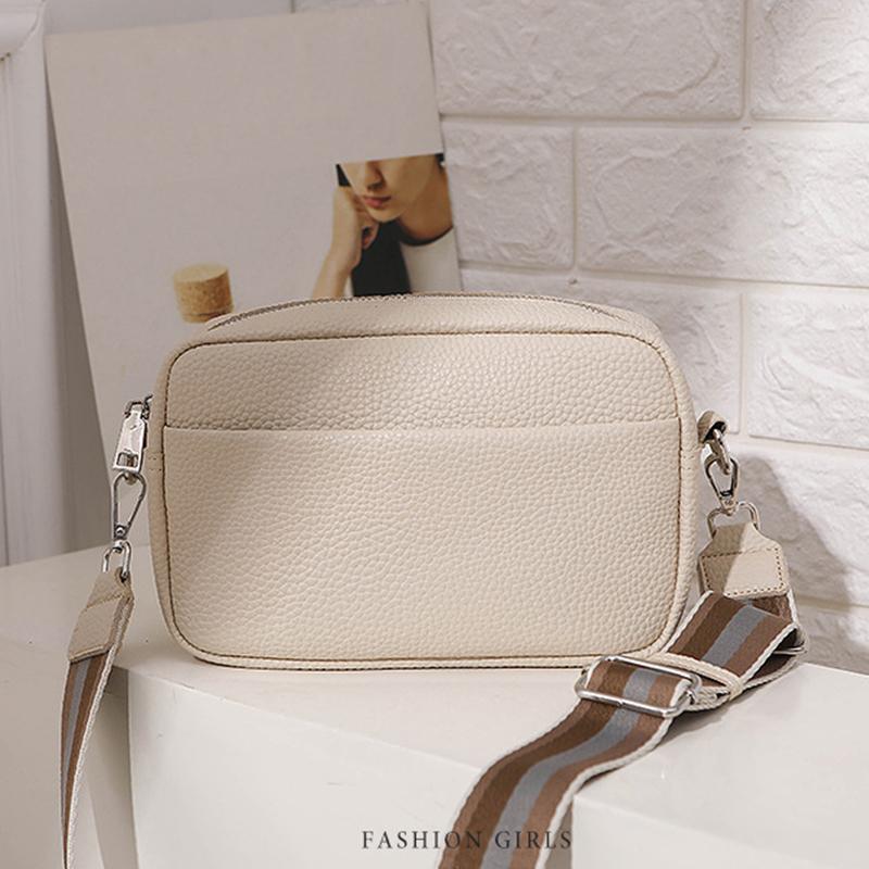 Yogodlns Nieuwe Mode PU Lederen Vierkante Schoudertas Dames Brede Band Kleine Flap Crossbody Tas 23x7x14cm wit