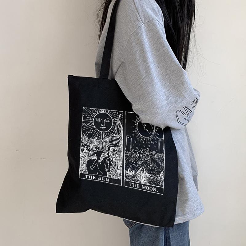 Iaidegou-4 Zon mythe canvas tas casual vrouwen hiphop schoudertas Harajuku grote capaciteit vrouwen tas Vintage nieuwe cartoon ins shopper tassen 24*26cm zwart