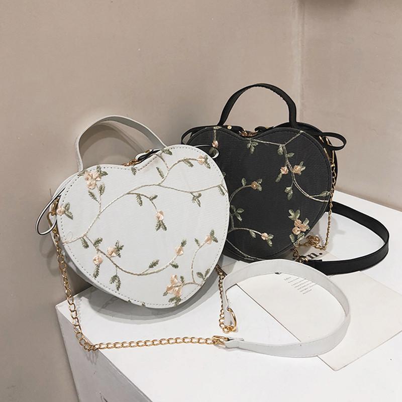 Happy6 Vrouwelijke zoete kant hart ronde handtassen Hoge kwaliteit PU lederen crossbody tassen voor vrouwen Kleine verse bloemenketting schoudertassen wit