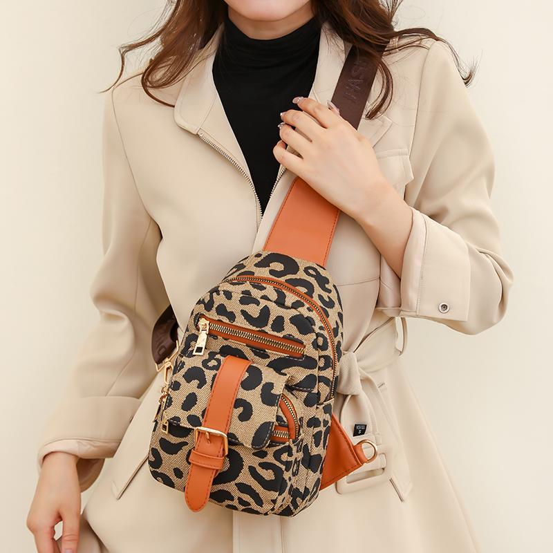 Kuluosidi Kleine tas met luipaardprint Borsttas Damesborst Crossbody Tas Schoudertas bruin