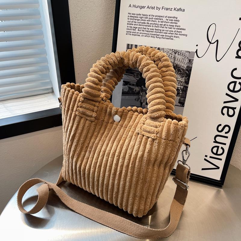 VIA ROMA Populaire herfst- en winterstroken fluwelen handtas retro bucket bag nieuwe tassen dames niche enkele schouder crossbody damestassen groen