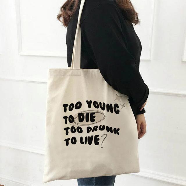 Iaidegou-9 Niche Retro Esthetische Canvas Draagtas Dames Cartoon Print Handtas Harajuku Ulzzang Mode Schoudertas Grote Capaciteit Student 24*26cm