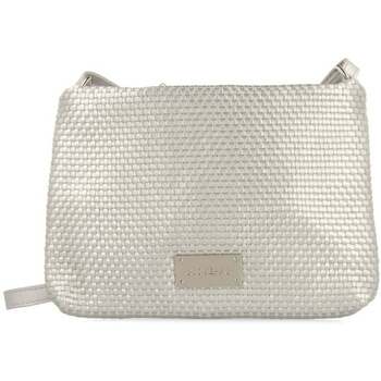 Gioseppo Handtas  -