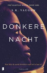 S.K. Vaughn Donkere nacht -   (ISBN: 9789402311891)