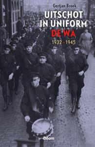 Gertjan Broek Uitschot in uniform -   (ISBN: 9789024438976)