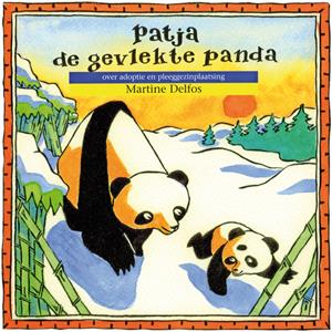 Martine F. Delfos Patja, de gevlekte panda -   (ISBN: 9789461540584)