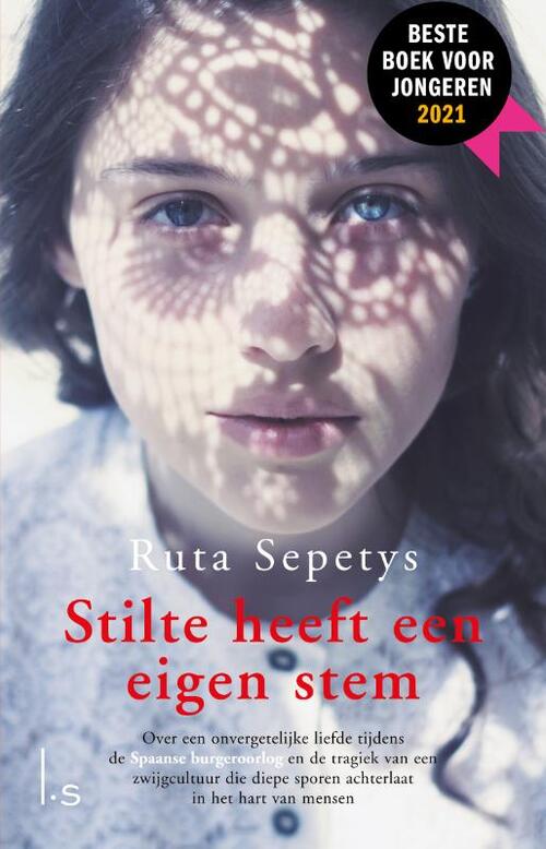 Ruta Sepetys Stilte heeft een eigen stem -   (ISBN: 9789024588756)