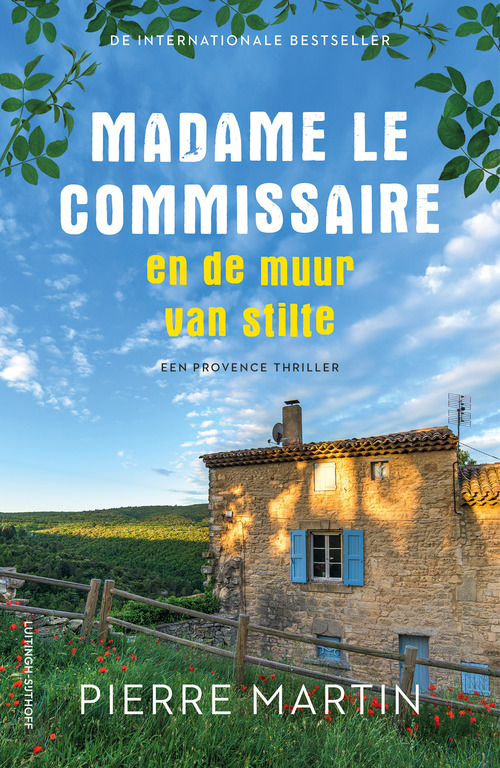 Pierre Martin Madame le Commissaire en de muur van stilte -   (ISBN: 9789021053264)