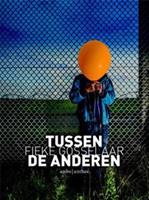 Tussen de anderen