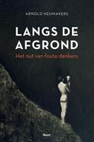 Arnold Heumakers Langs de afgrond -  (ISBN: 9789024430123)