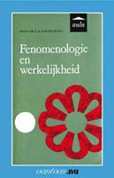C.A. van Prof. Dr. Peursen Fenomenologie en werkelijkheid -  (ISBN: 9789031507528)