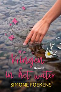 Simone Foekens Kringen in het water -   (ISBN: 9789020541311)