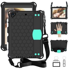 huismerk Voor iPad 9.7 2017/2018 Honeycomb Design EVA + PC Four Corner Anti Falling Flat Protective Shell With Straps (Black + Mint)