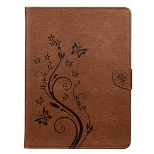 huismerk Voor iPad Pro 11 (2020) Butterfly Flower Embossing Pattern Horizontale Flip Lederen Case met Holder & Card Slots & Wallet(Brown)