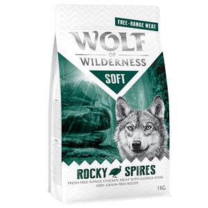 1kg Soft Rocky Spires Scharrelkip/Parelhoender Wolf of Wilderness Hondenvoer