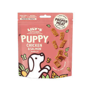 LILY'S KITCHEN chicken / salmon nibbles voor puppies (70 GR)
