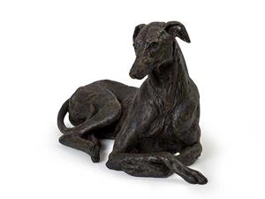 Urnwebshop Hondenurn of Asbeeld Liggende Greyhound (ca. 2 liter)