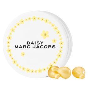 Marc Jacobs Daisy Drops Signature