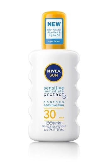 Nivea Sun Sensitive Immediate Protect SPF30 Sun Spray 200 ml