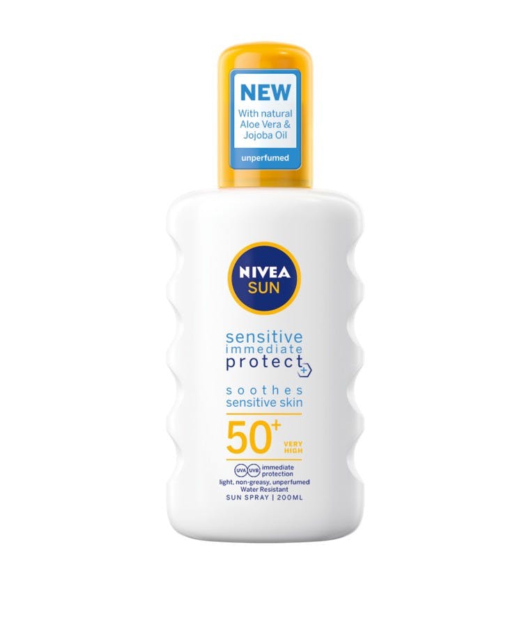 Nivea Sensitive & Protect Sun Spray SPF50+ 200 ml