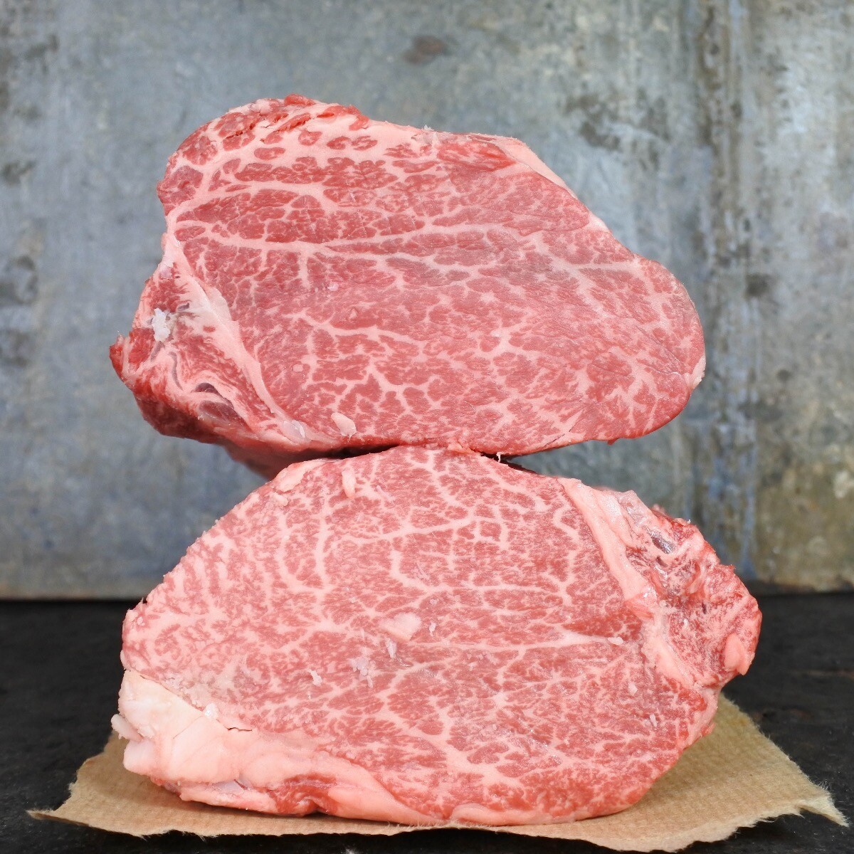 The Butchery Japans Wagyu ossenhaas voor Wellington Kagoshima A5+ BMS12