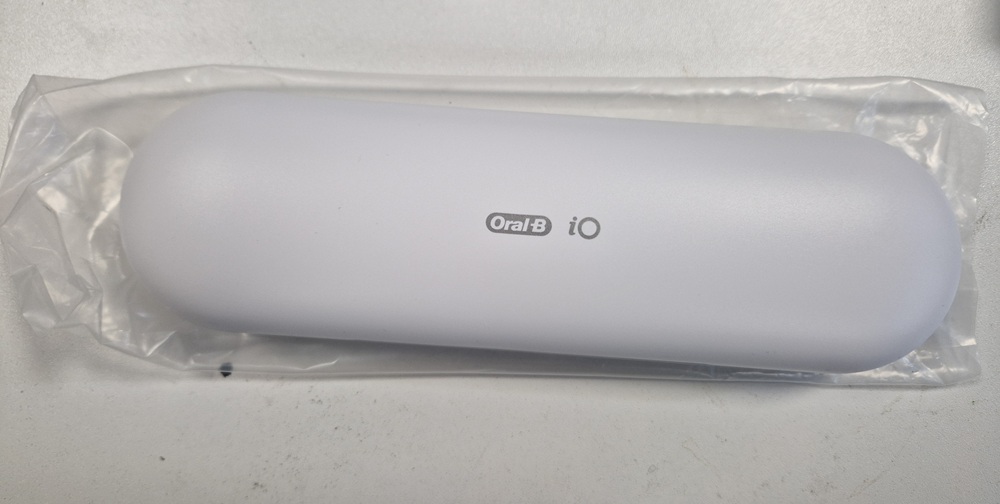 Oral-B iO - oplaad reisetui wit elektrische tandenborstel
