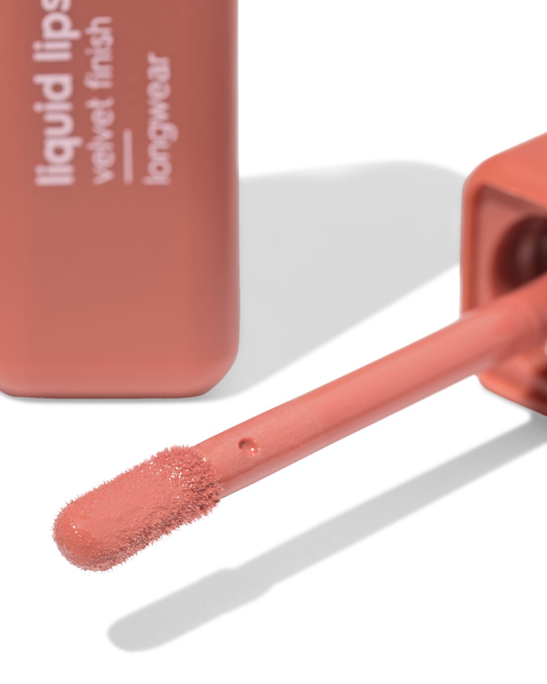 051 Liquid Lipstick 32 Cinnamon Spice (bruin)