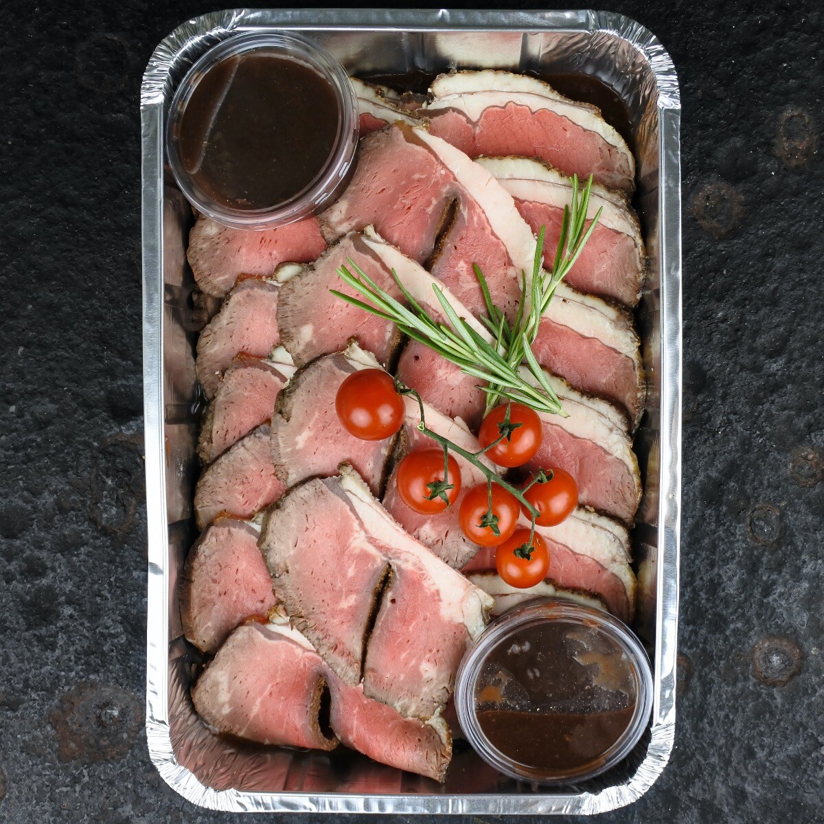 The Butchery Ovenslee gesneden lenderollade in rode wijnjus