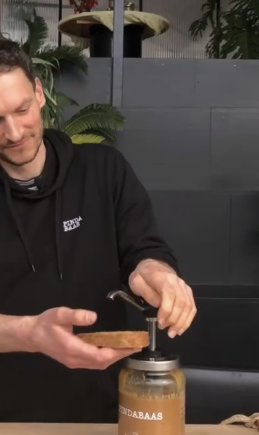 De Pindakaaswinkel Pindakaaspomp