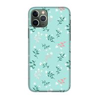 CaseCompany Small white flowers: Volledig geprint iPhone 11 Pro Hoesje