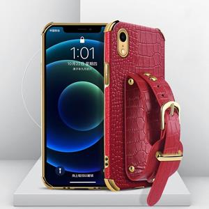 Gegalvaniseerde TPU Crocodile Patroon Lederen Case met Polsband voor iPhone XR (Rood)