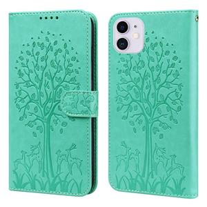 huismerk Tree & Deer patroon geperst afdrukken horizontale flip lederen telefoonhoes voor iphone 13