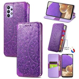 huismerk Voor Samsung Galaxy A32 4G Bloeiende Mandala Reliëf Patroon Magnetische Horizontale Flip Lederen Hoesje met Houder &Kaart Slots &Portemonnee (Paars)