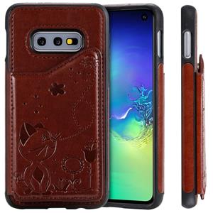 huismerk Voor Galaxy S10e kat Bee reliëf patroon schokbestendige beschermende case met kaartsleuven & fotolijstjes (bruin)