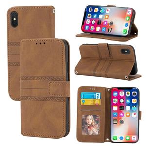 huismerk Reliëf gestreepte magnetische gesp PU + TPU horizontale flip lederen tas met houder & kaart slot & portemonnee en fotolijst & slinger voor iPhone XR