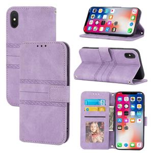 huismerk Reliëf gestreepte magnetische gesp PU + TPU horizontale flip lederen tas met houder & kaart slot & portemonnee en fotolijst & slinger voor iPhone XR