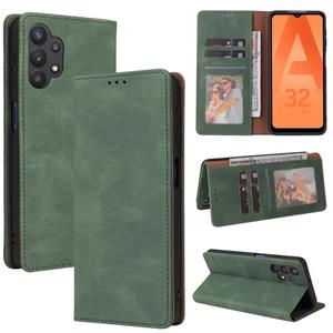 huismerk For Samsung Galaxy A32 5G Simple Suction Closure Horizontal Flip Leather Case with Holder & Card Slot & Wallet(Green)