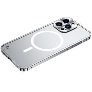 huismerk Metalen frame Frosted PC Shockproof Magsafe Case voor iPhone 13 Pro (Silver)