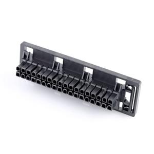 Molex 445160013 Female header, inbouw (standaard) Totaal aantal polen: 36 Rastermaat: 4.20 mm 1 stuk(s) Tray